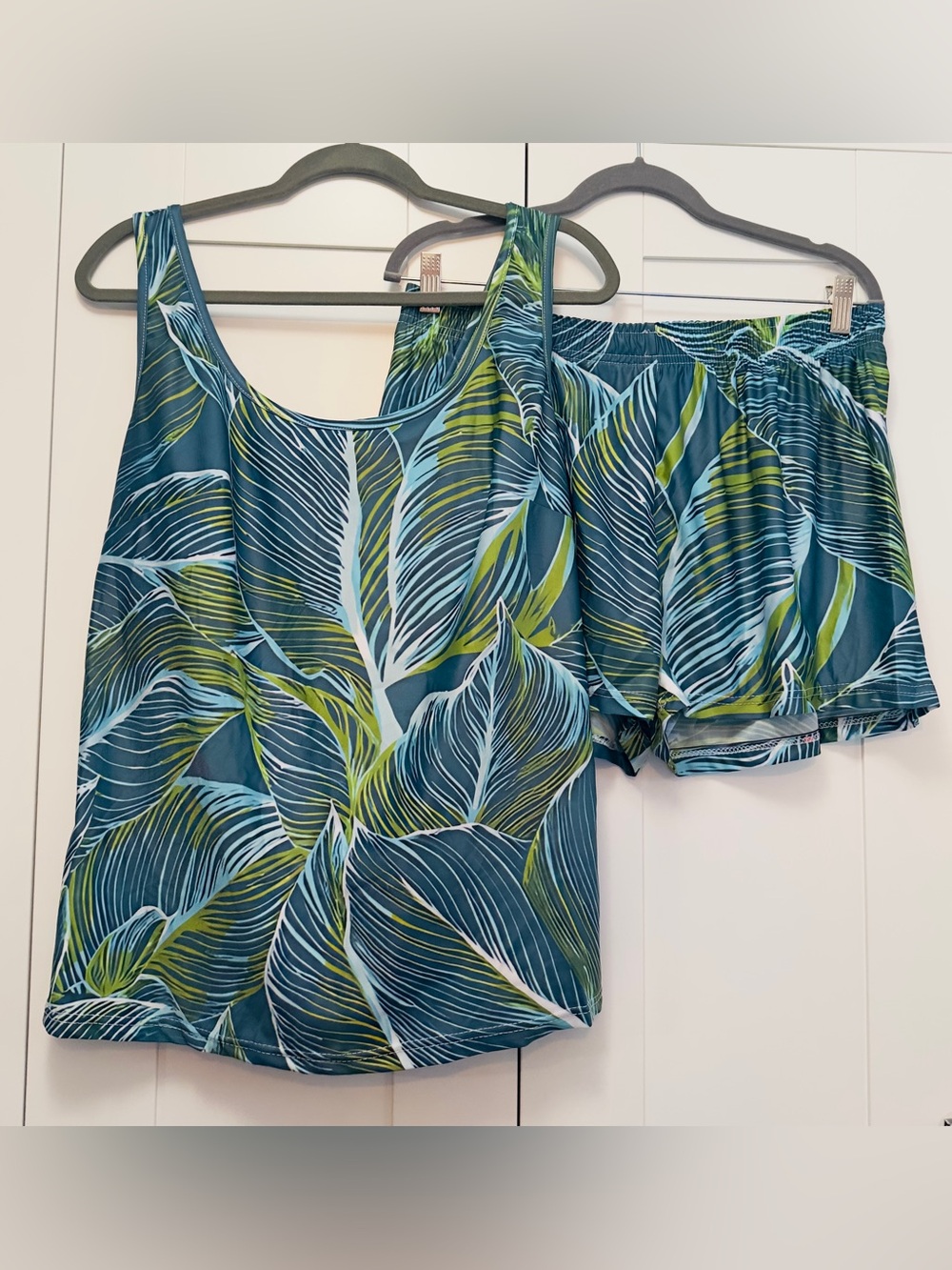 Tankini Set Leaf Print Blue and Green Women’s Plus Sz 0XL (16-18) NEW!